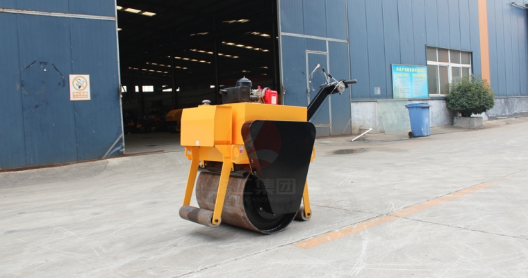 小型壓路機(jī)出現(xiàn)故障怎么辦？